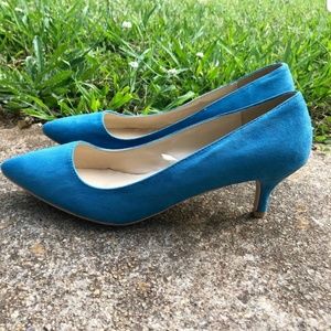 Turquoise suede pumps. Brand new